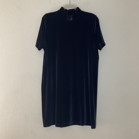 Madewell Black Velvet Mock Neck Short Sleeve Stretch Dress Size Large - Picture 2 of 6